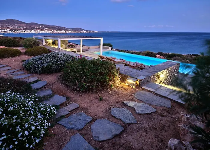 Luxury Seafront Alikí